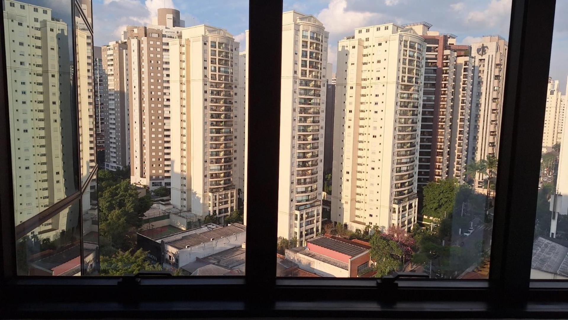 Ibirapuera Excelente , Confortavel , Otima Localizacao